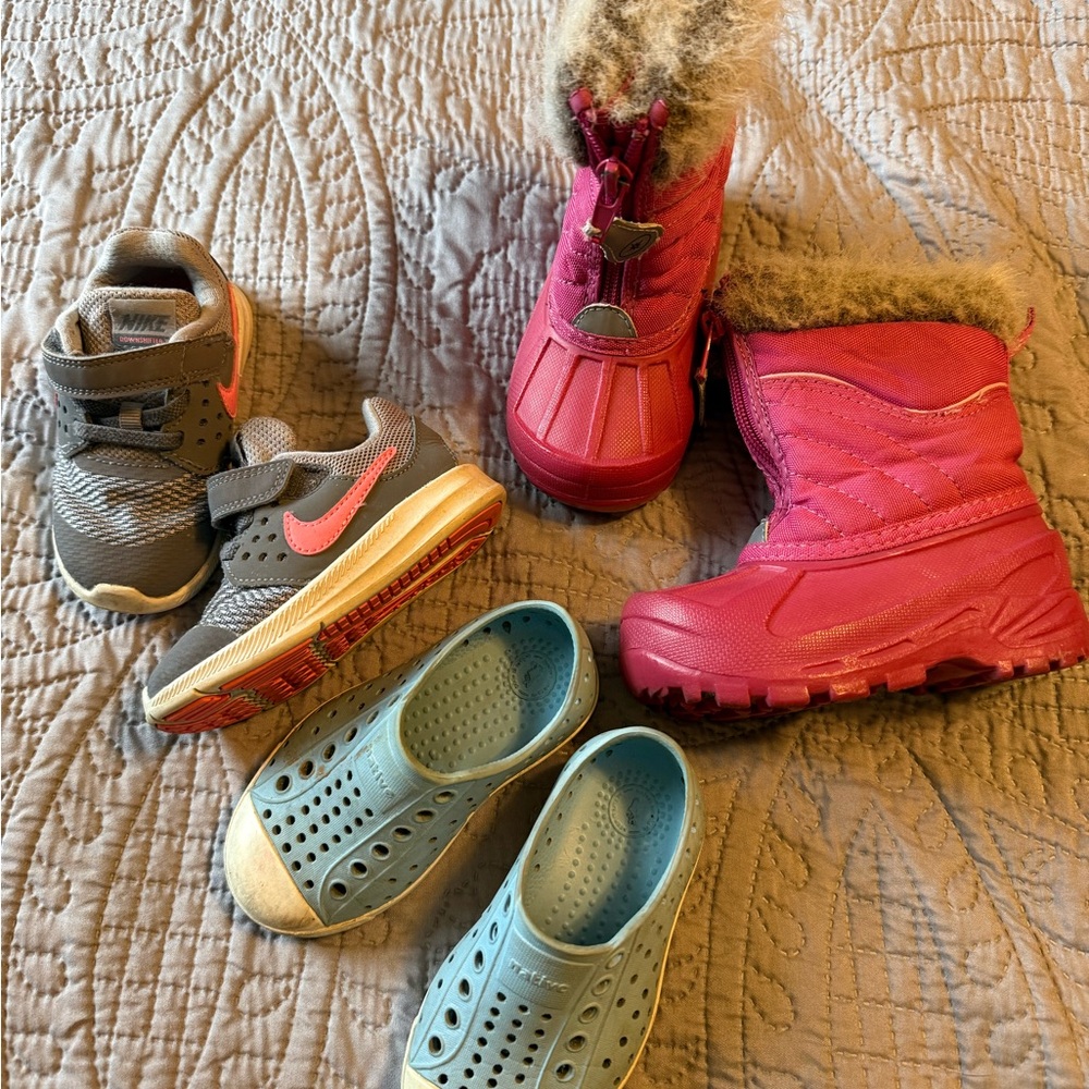 C6 assorted shoes - size 6 natives, Polaris, Nike
